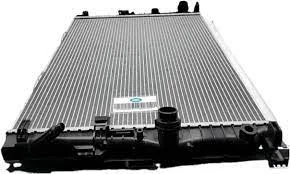 BMW SU RADYATÖRÜ G30 G11 17118743664 - 1